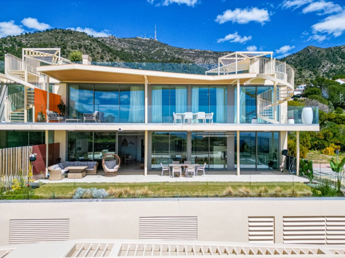 Квартира с 3 спальнями в Фуэнхирола, Испания № 146643