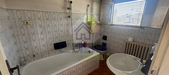 3 bedrooms Villa in Corzano, Italy No. 303526 7