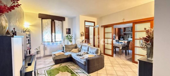 Casa de 3 dormitorios en Curtatone, Italy No. 286861 16