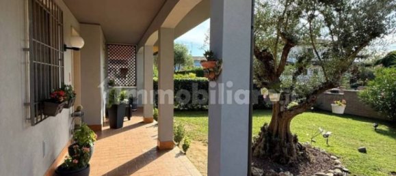 Casa de 3 dormitorios en Curtatone, Italy No. 286861 3