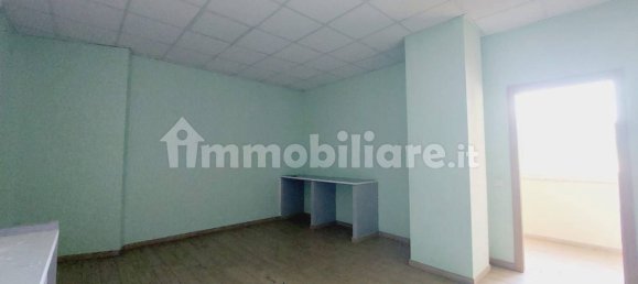 5 rooms Commercial property in Frosinone, Italy No. 29215 9
