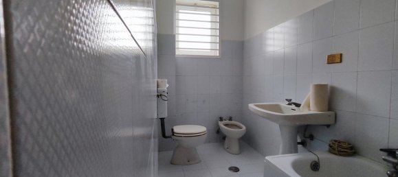 2 rooms Apartment in Bari, Italy No. 311953 12