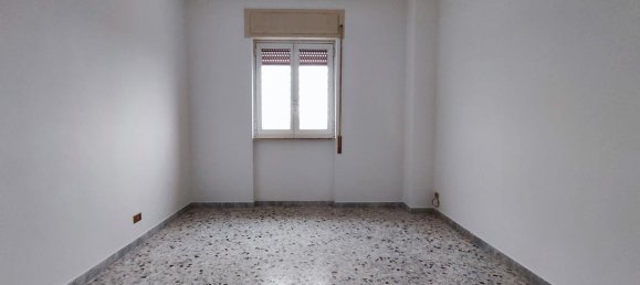 2 rooms Apartment in Bari, Italy No. 311953 7