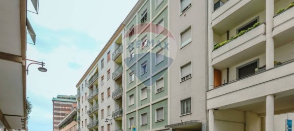 Квартира с 2 спальнями в Бусто Арсицио, Италия № 269587 23