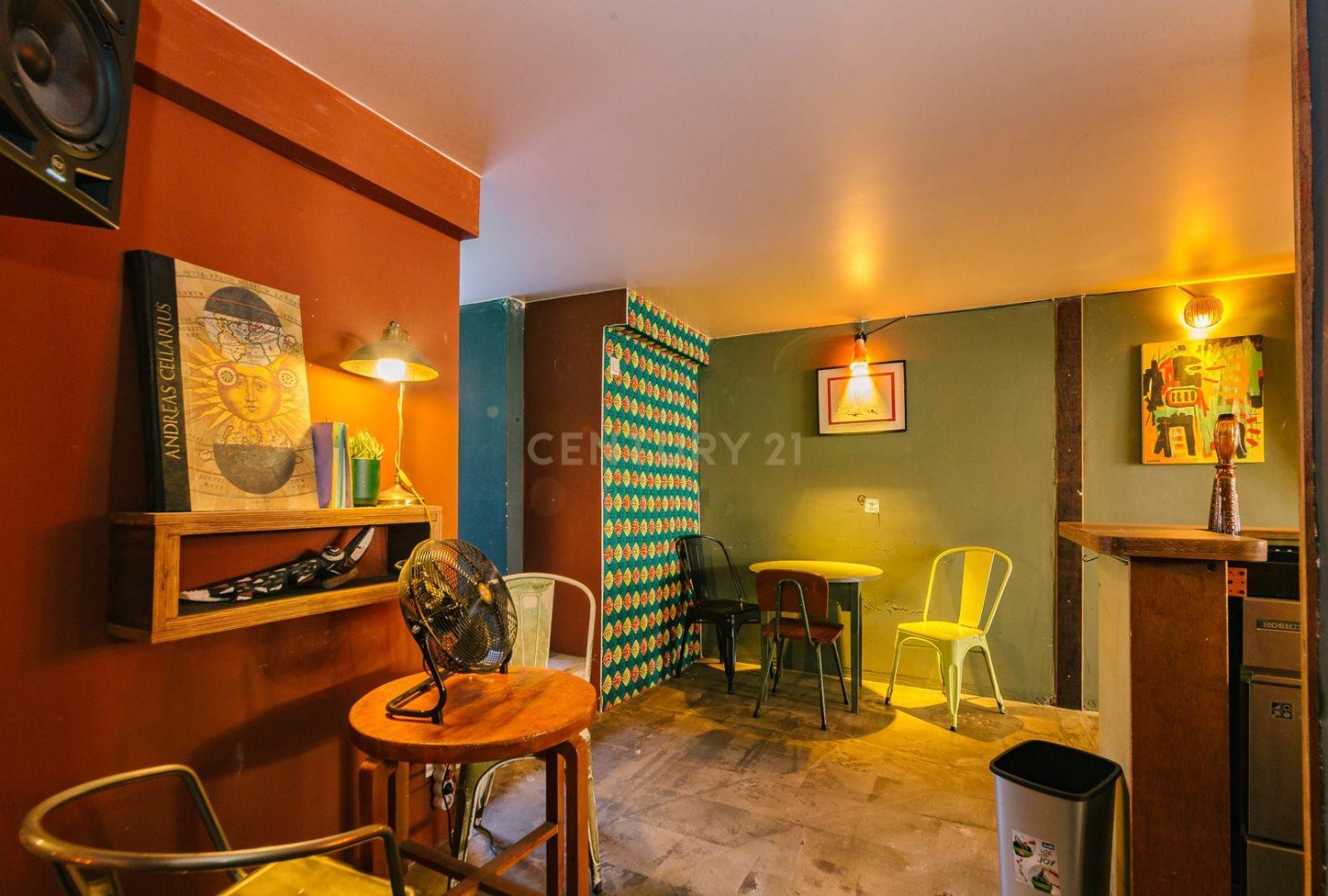 Коммерческая недвижимость 130м² в Лиссабон, Португалия № 96811