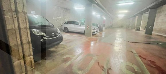 Parkplatz in Bari, Italy 12m², Nr. 25415 9