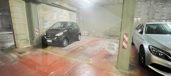 Parkplatz in Bari, Italy 12m², Nr. 25415 8