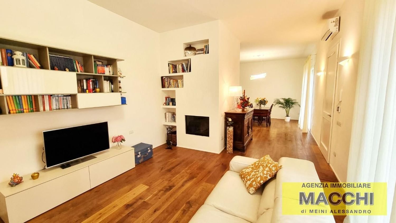 Вилла с 6 спальнями в Понсакко, Италия № 383727