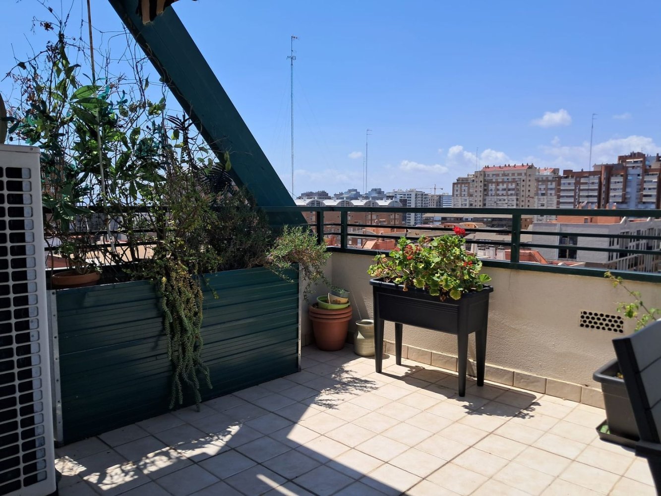 3 bedrooms Apartment in Valencia, Spain No. 137478