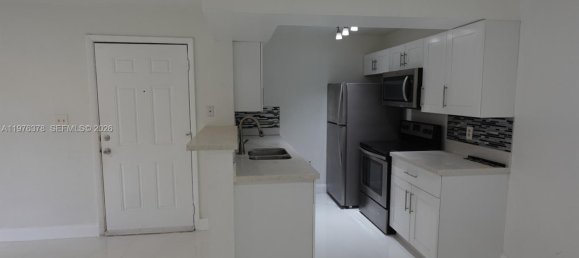 1 غرف نوم عقار تجاري في Miami, الولايات المتحدة رقم 614450 9