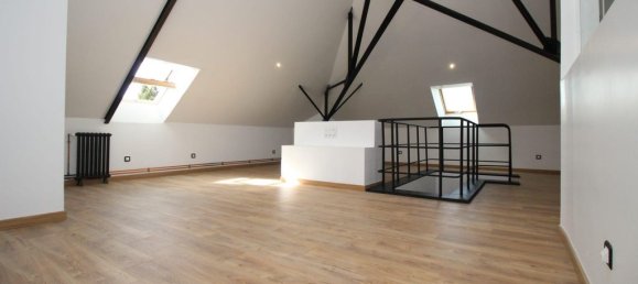 6 bedrooms House in Fretin, France No. 69150 2