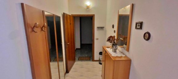 3-salle Appartement à Berbenno di Valtellina, Italy No. 89774 13