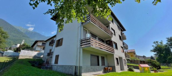 3-salle Appartement à Berbenno di Valtellina, Italy No. 89774 7