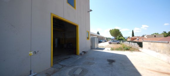 1170m² Warehouse in Campello sul Clitunno, Italy No. 66017 13