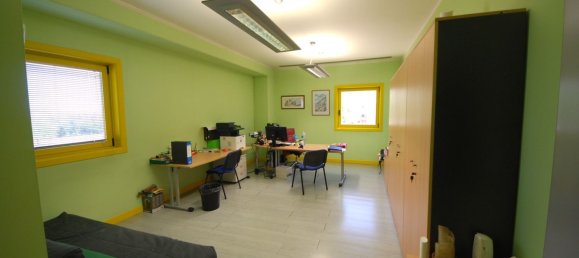 1170m² Warehouse in Campello sul Clitunno, Italy No. 66017 31