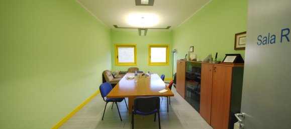 1170m² Warehouse in Campello sul Clitunno, Italy No. 66017 19