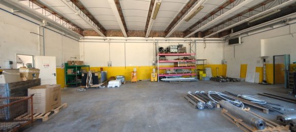 1170m² Warehouse in Campello sul Clitunno, Italy No. 66017 7