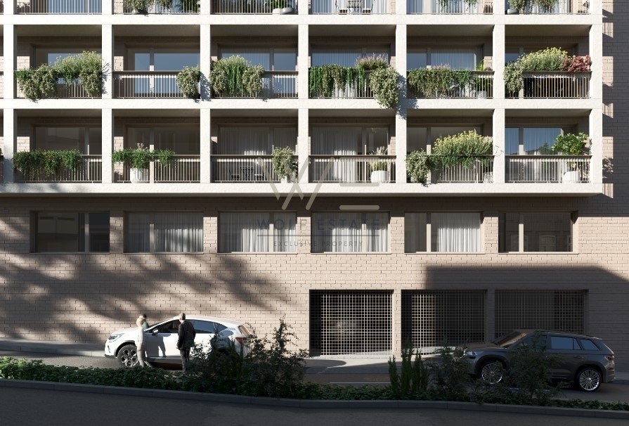 3 bedrooms Apartment in Porto, Portugal No. 242154