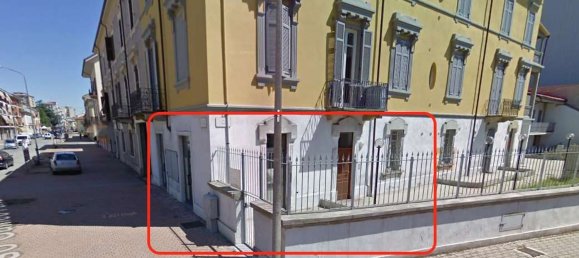 Propriété commerciale à Trino, Italy 81m² No. 50811 2