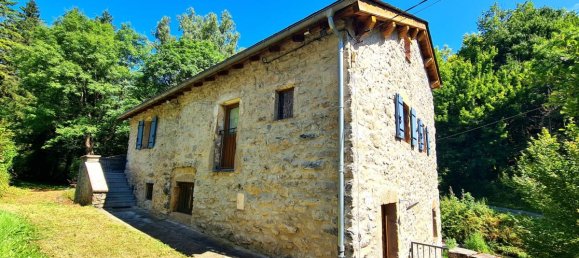 Casa de 4 dormitorios en Lacaune, France No. 38033 2