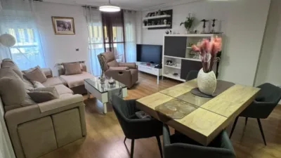 Apartamento de 3 dormitorios en Jaén, Spain No. 175312