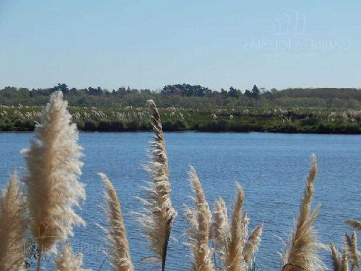  Land in Escobar, Argentina No. 113753