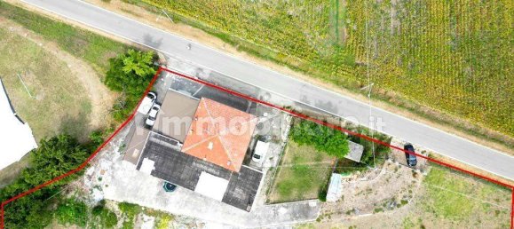 4 غرف نوم منزل في Fidenza, Italy رقم 344979 24