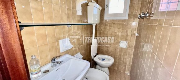 3 rooms Apartment in Bologna, Italy No. 162472 9