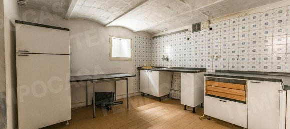 3 rooms Apartment in Bologna, Italy No. 162472 13