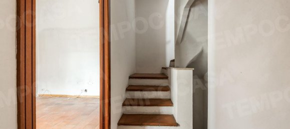 3 rooms Apartment in Bologna, Italy No. 162472 5