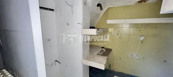 3 rooms Apartment in Bologna, Italy No. 162472 17