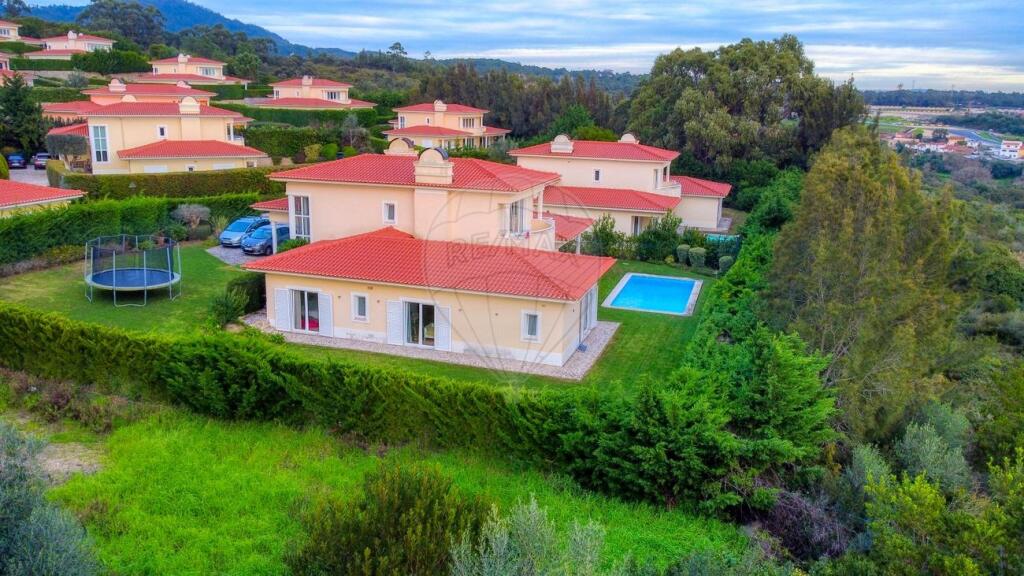 4 غرف نوم فيلا في Cascais, Portugal رقم 38866