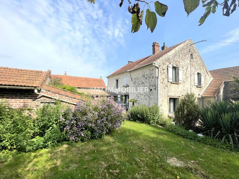 4 bedrooms House in Nogent-l'Artaud, France No. 246110