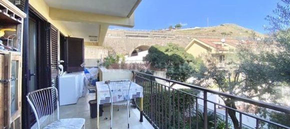 5 rooms Apartment in Messina, Italy No. 48345 47