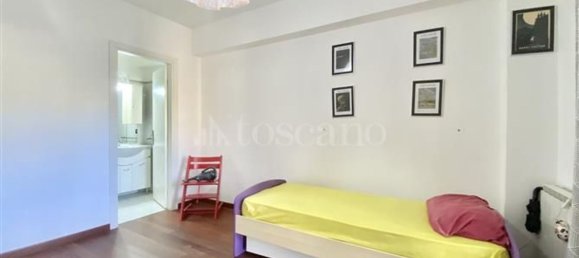 5 rooms Apartment in Messina, Italy No. 48345 32