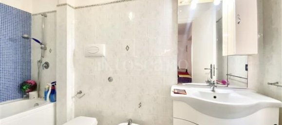 5 rooms Apartment in Messina, Italy No. 48345 43