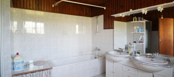 3 bedrooms House in Charente, France No. 283707 6