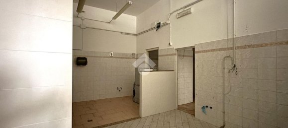 75m² Commercial property in Novi Ligure, Italy No. 106022 9