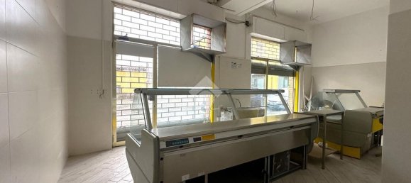 75m² Commercial property in Novi Ligure, Italy No. 106022 6