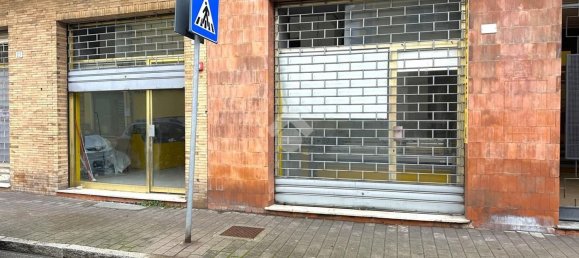 75m² Commercial property in Novi Ligure, Italy No. 106022 15