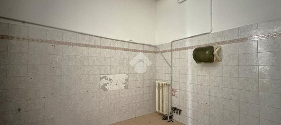 75m² Commercial property in Novi Ligure, Italy No. 106022 11