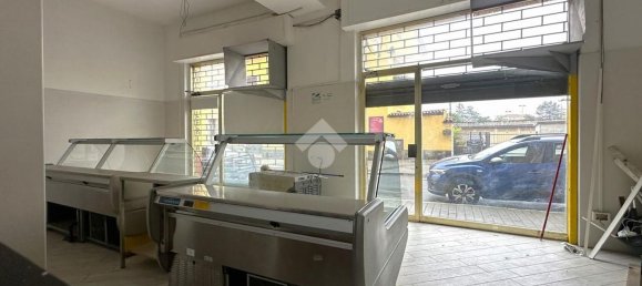 75m² Commercial property in Novi Ligure, Italy No. 106022 5