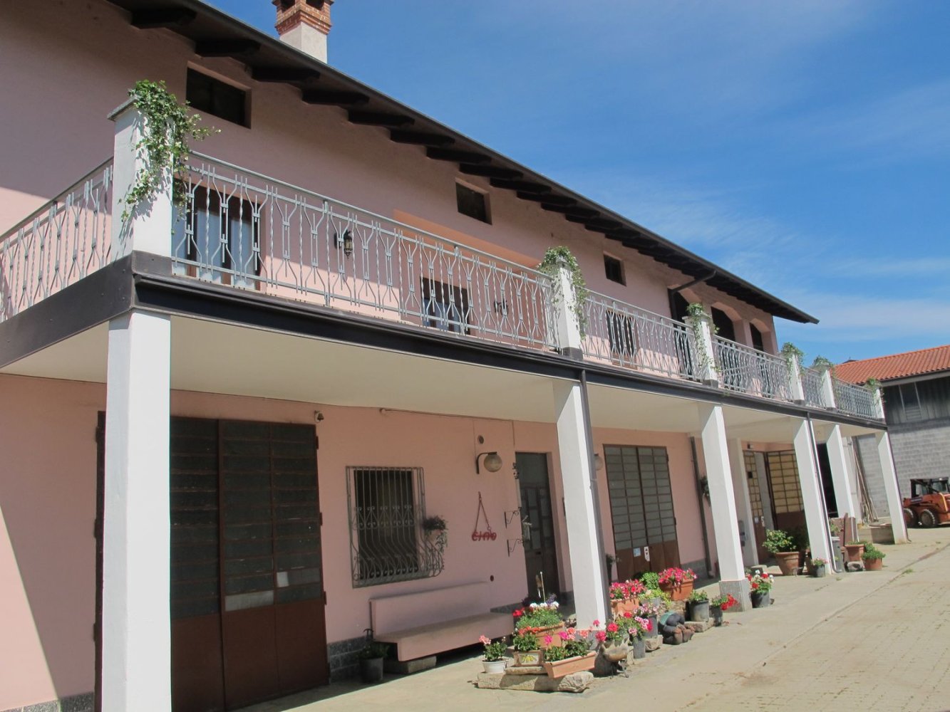 9-Zimmer Villa in Moncalieri, Italy, Nr. 210489
