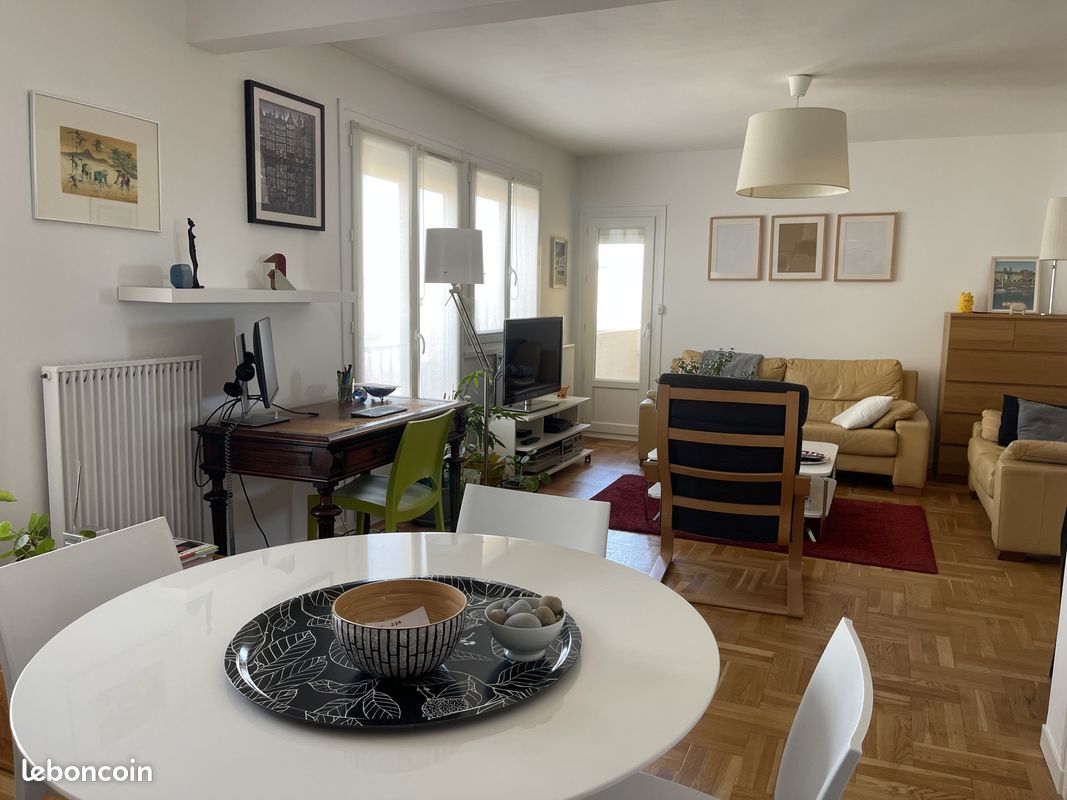 2 Schlafzimmer Wohnung in Limoges, France, Nr. 295829