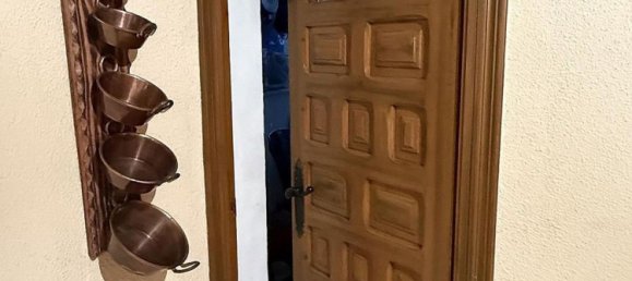 4 Schlafzimmer Haus in Elda, Spain, Nr. 148835 14