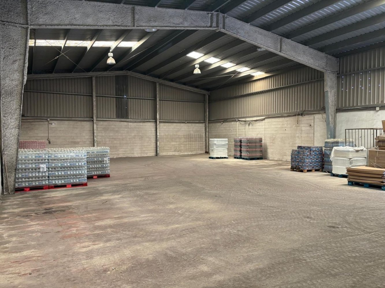 Almacén en Cádiz, Spain 400 m² No. 254848