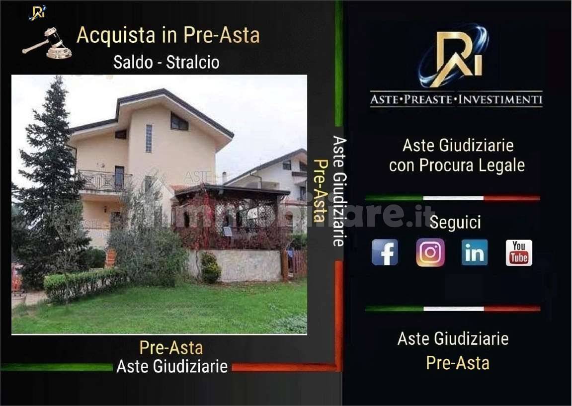 3 bedrooms Apartment in Castrolibero, Italy No. 186395