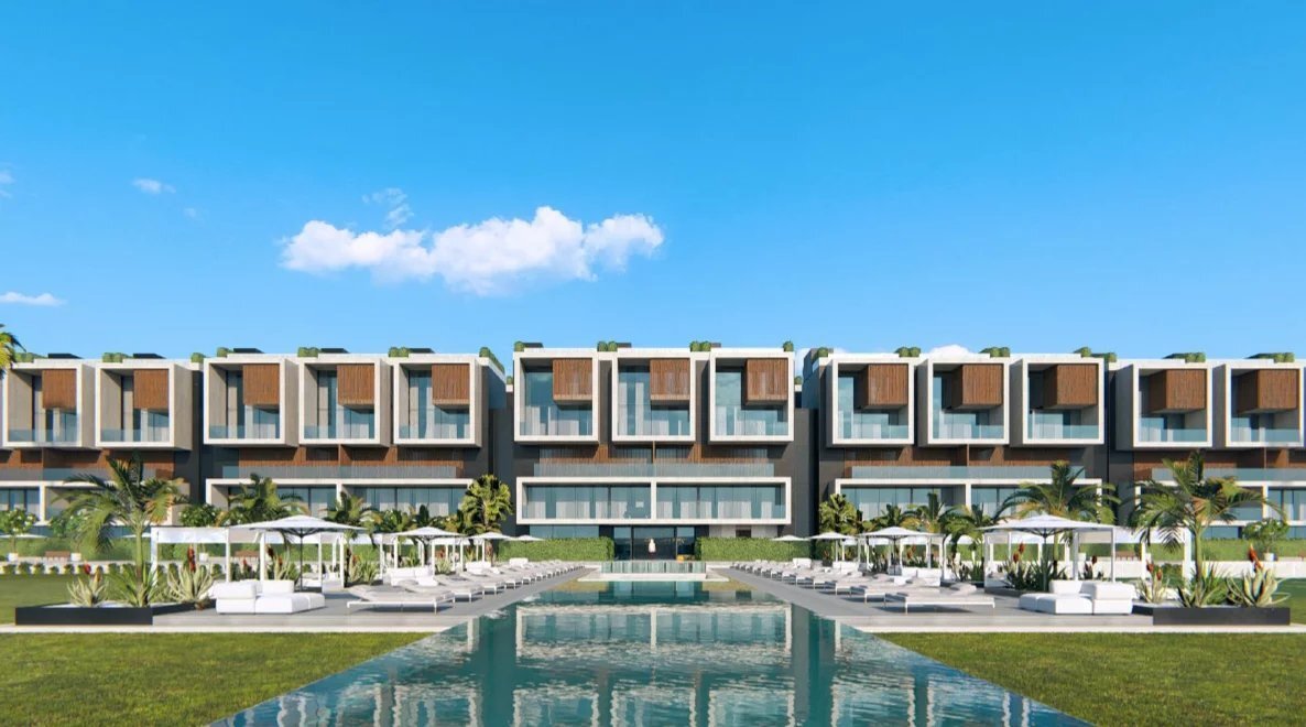 13296m² Land in Portimao, Portugal No. 110229