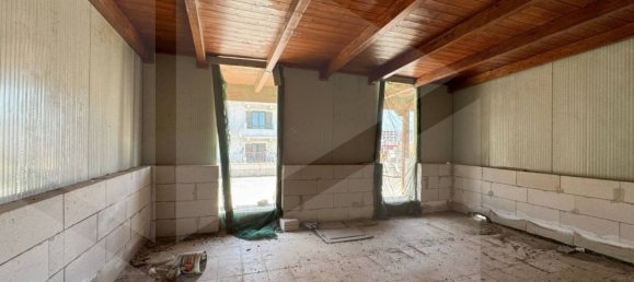 3 rooms Apartment in Barletta, Italy No. 21688 7