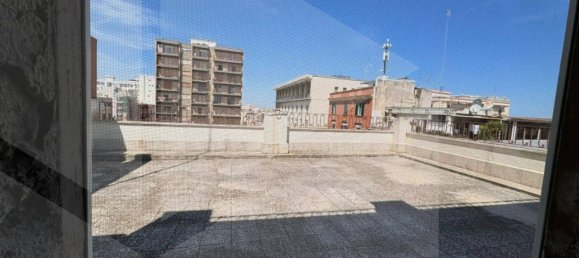 3 rooms Apartment in Barletta, Italy No. 21688 6
